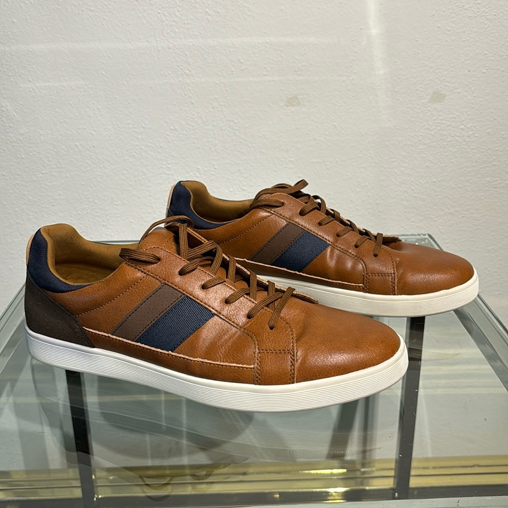 Aldo city walk brown/navy blue stripe/white soul 10.5